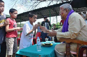 The Governor of Arunachal Pradesh Shri PB Acharya and State�s First Lady Smt Kavita Acharya celebrate the festive occasion of Holi with differently abled childrens of Donyi-Polo Mission School for the hearing and visually impaired, Chimpu  on 13th March 2017. 